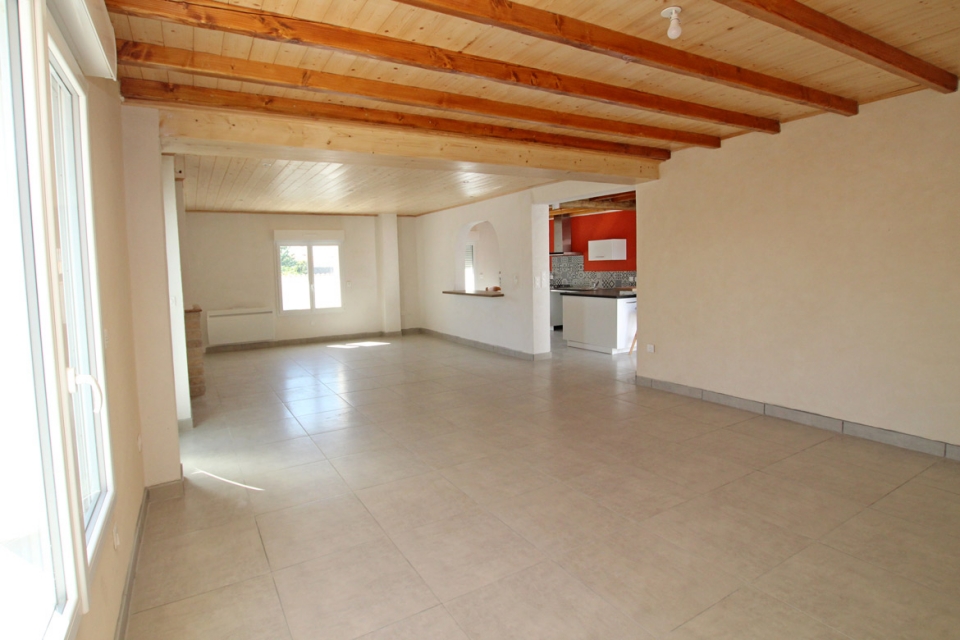 Aum-VR-25-Salle-Pignon-1bis-IMG_1694_fm_1170w